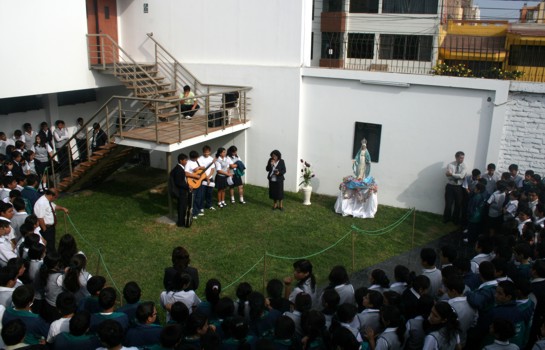 HOMENAJE A LA VIRGEN 2011